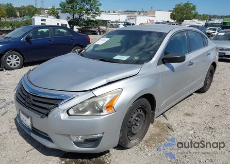 2015 Nissan Altima 2.5 S из США, поврежденный, VIN 1N4AL3AP4FN356137